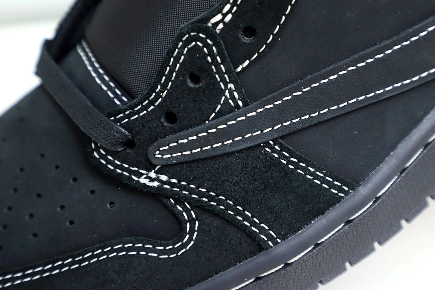 AIR “BLACK JORDAN PHANTOM” TRAVIS NIKE X SCOTT OG 1 LOW 0202